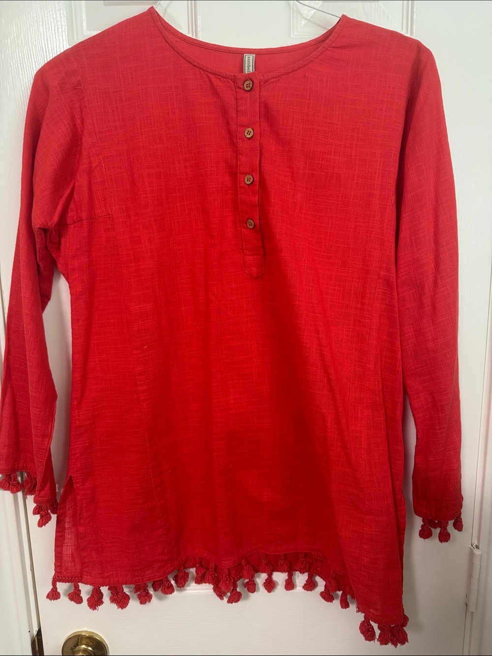 Women's Red Tassel-Hem Button Placket Tunic